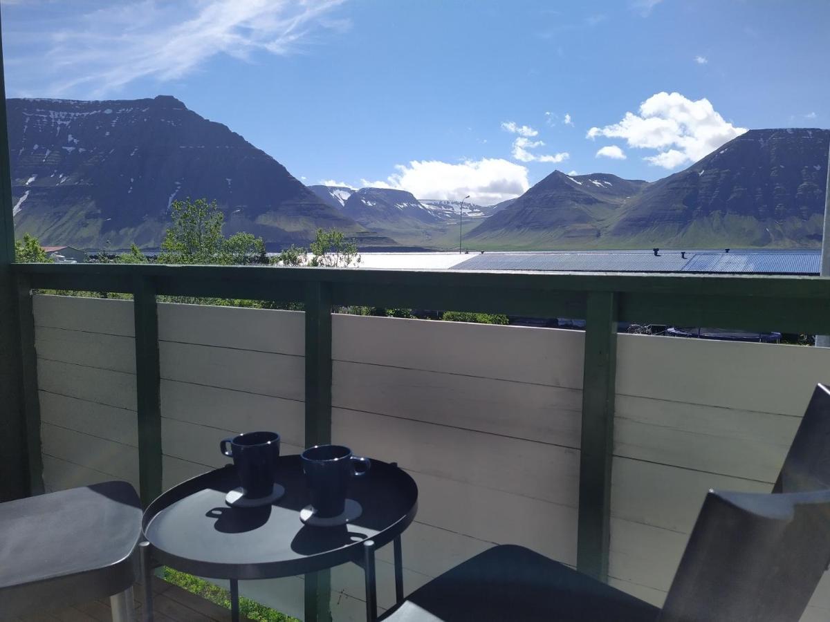 Flateyri Guesthouse Экстерьер фото