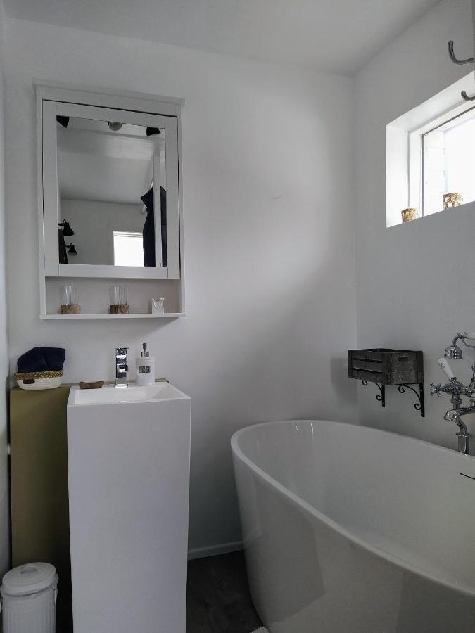 Flateyri Guesthouse Экстерьер фото